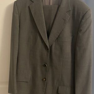 Hugo boss 42T suit